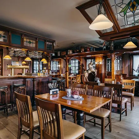 Romantik Stryckhaus Hotel 4*